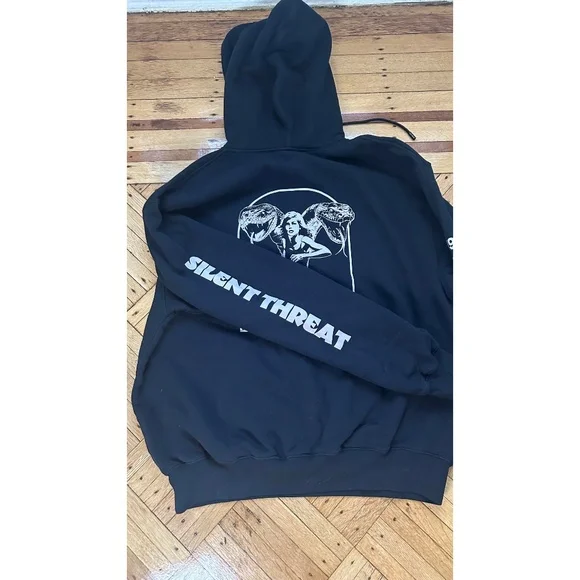 Lu'u Dan Graphic Print Crew Neck Hoodie Year of the Snake Size MEDIUM Oversized